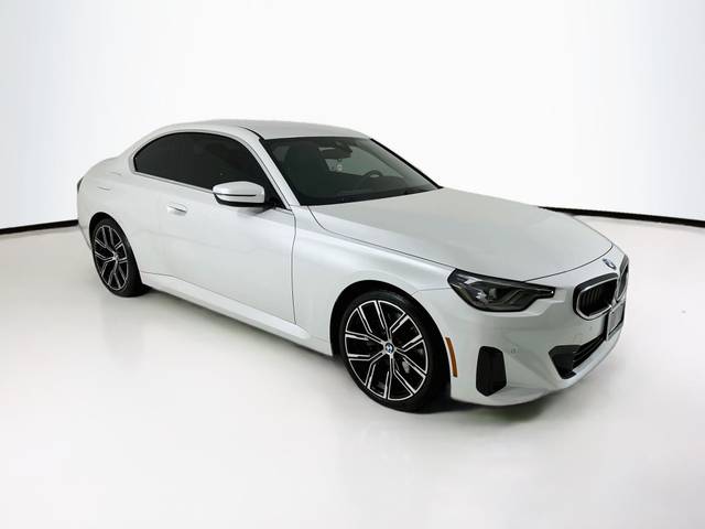 2022 BMW 2 Series 230i RWD photo