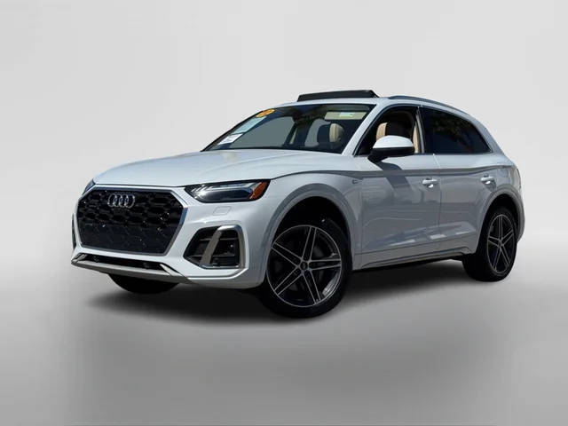 2022 Audi Q5 S line Prestige AWD photo