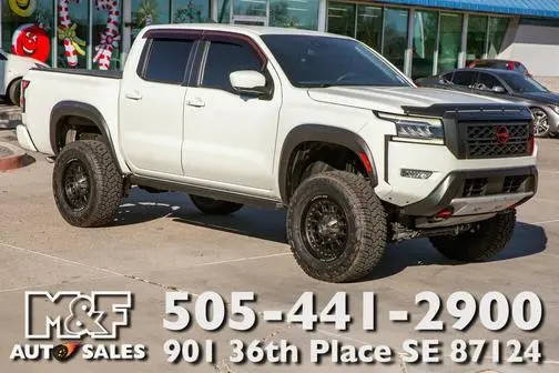 2022 Nissan Frontier PRO-4X 4WD photo