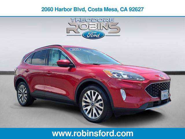 2022 Ford Escape Titanium AWD photo