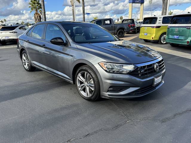 2021 Volkswagen Jetta R-Line FWD photo