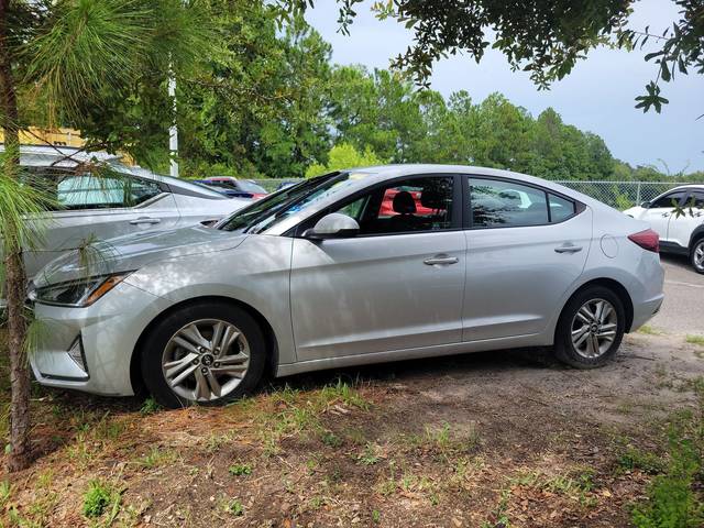 2020 Hyundai Elantra SEL FWD photo