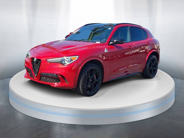 2022 Alfa Romeo Stelvio Quadrifoglio AWD photo