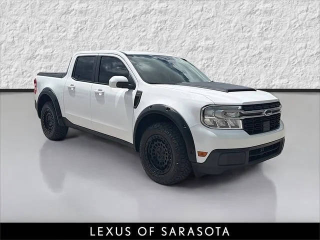 2022 Ford Maverick LARIAT FWD photo