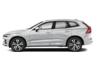 2022 Volvo XC60 Momentum AWD photo