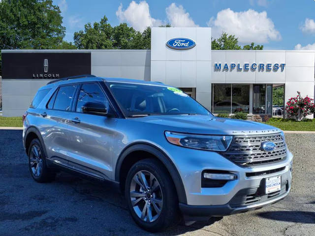 2022 Ford Explorer XLT 4WD photo