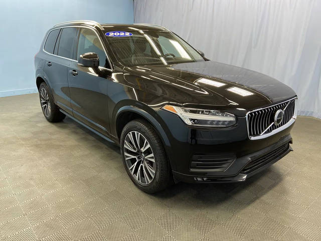 2022 Volvo XC90 Momentum AWD photo