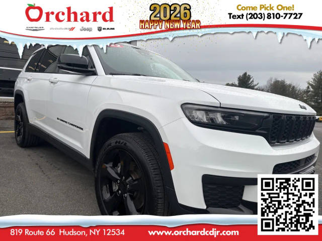 2022 Jeep Grand Cherokee L Altitude 4WD photo