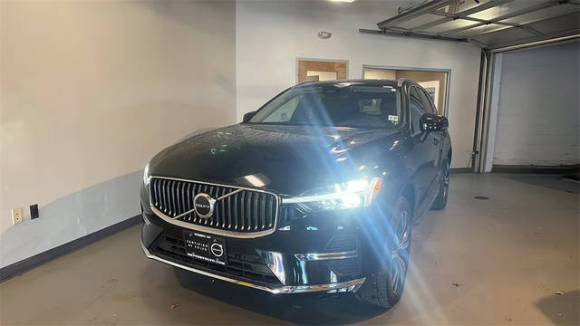 2022 Volvo XC60 Inscription AWD photo