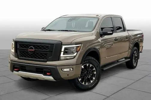 2021 Nissan Titan PRO-4X 4WD photo