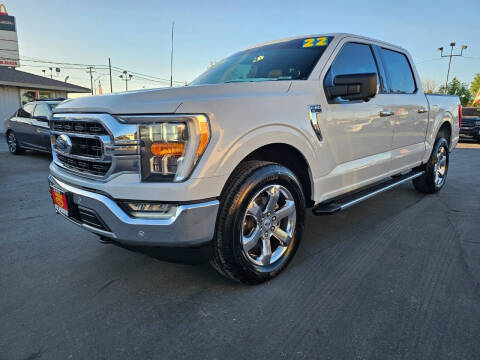 2022 Ford F-150 XLT 4WD photo