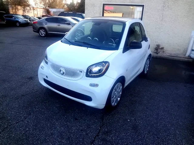 2016 Smart fortwo Pure RWD photo