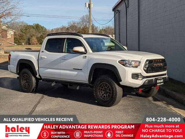 2022 Toyota Tacoma SR5 4WD photo