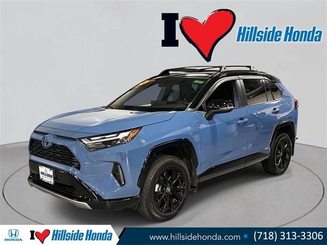 2022 Toyota RAV4 Hybrid XSE AWD photo