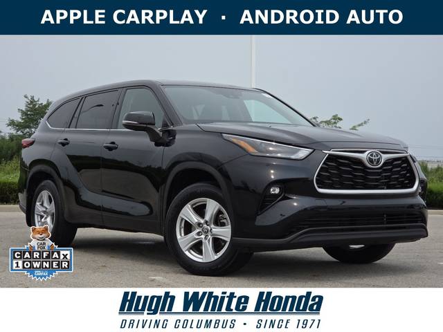 2022 Toyota Highlander LE AWD photo
