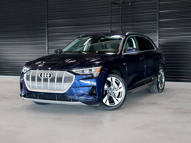 2022 Audi e-tron Premium AWD photo