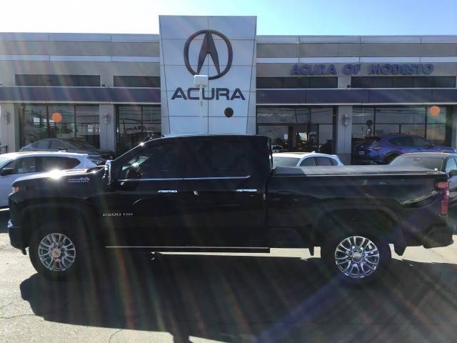 2022 Chevrolet Silverado 2500HD High Country 4WD photo