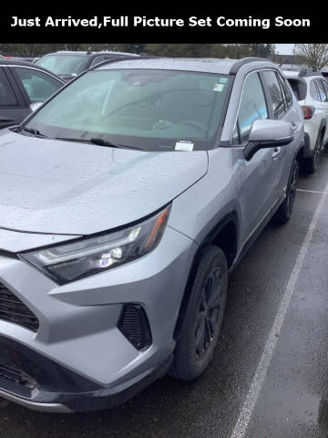 2022 Toyota RAV4 Hybrid SE AWD photo