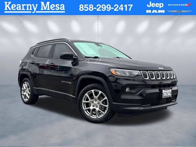 2022 Jeep Compass Latitude Lux 4WD photo