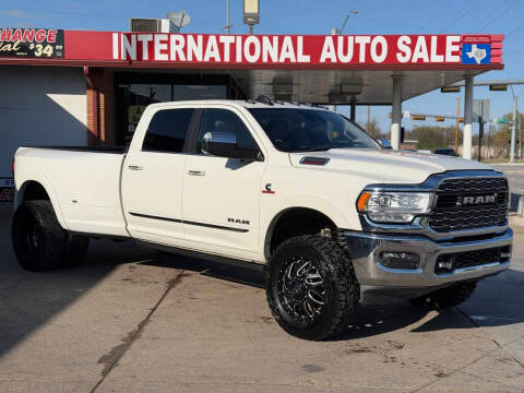 2022 Ram 3500 Limited 4WD photo