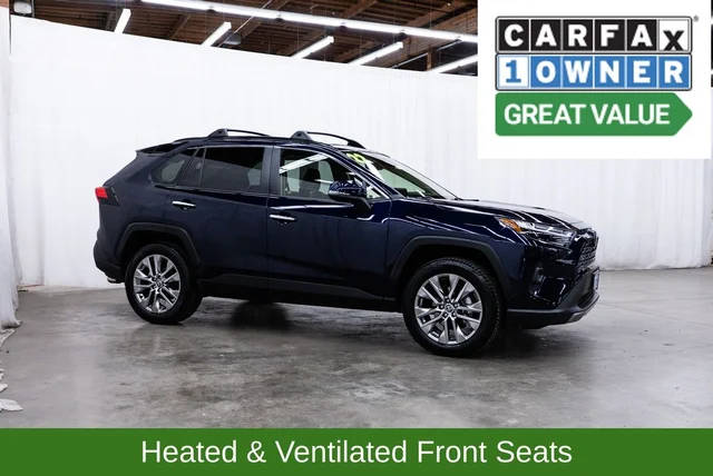 2022 Toyota RAV4 Limited AWD photo