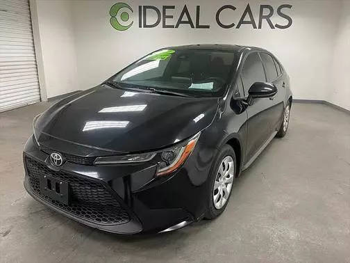 2020 Toyota Corolla LE FWD photo