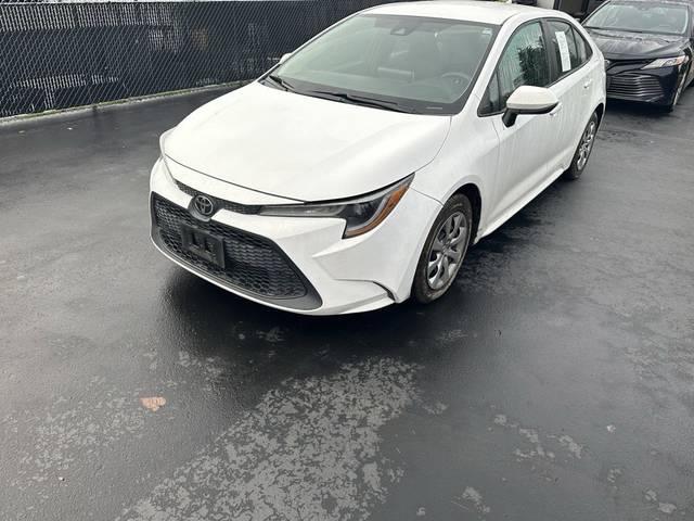 2020 Toyota Corolla LE FWD photo