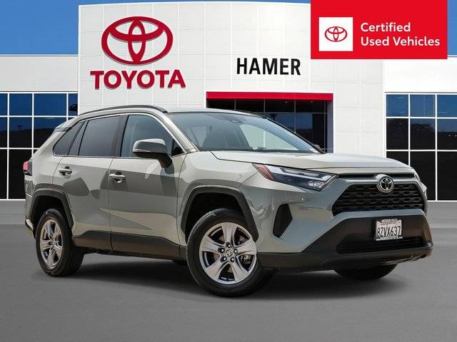 2022 Toyota RAV4 XLE FWD photo