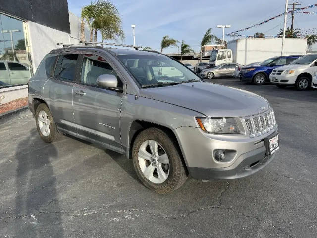 2016 Jeep Compass Latitude 4WD photo