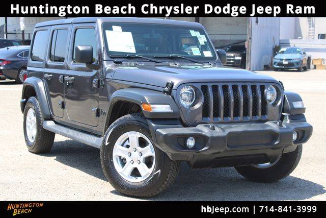 2022 Jeep Wrangler Unlimited Unlimited Sport S 4WD photo