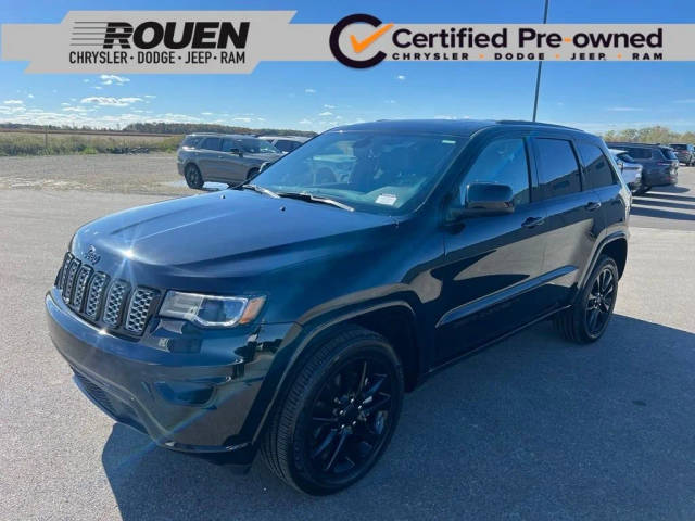 2022 Jeep Grand Cherokee Laredo X 4WD photo