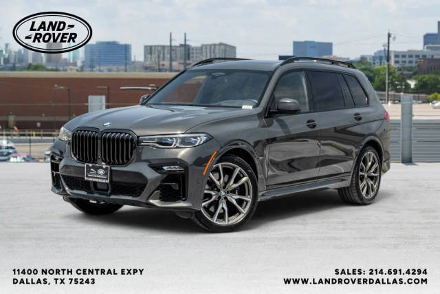 2022 BMW X7 M50i AWD photo