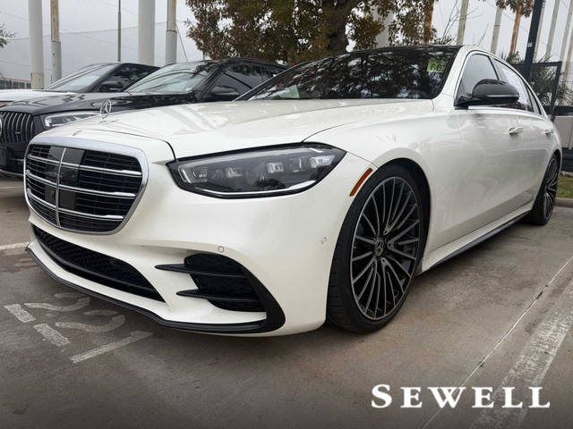 2022 Mercedes-Benz S-Class S 580 AWD photo