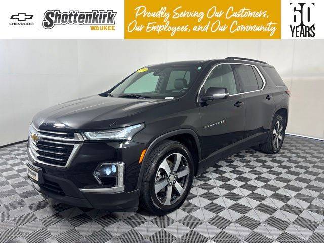 2022 Chevrolet Traverse LT Leather AWD photo