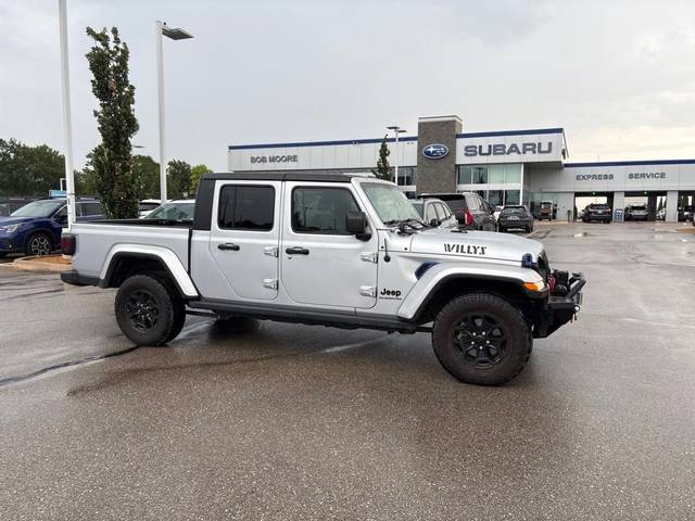 2022 Jeep Gladiator Willys Sport 4WD photo