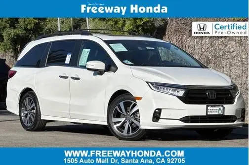 2022 Honda Odyssey Touring FWD photo
