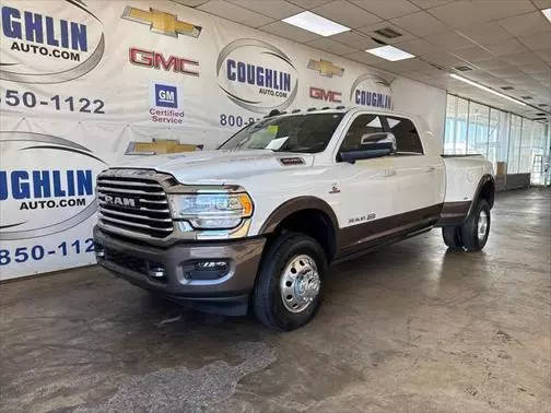 2022 Ram 3500 Longhorn 4WD photo