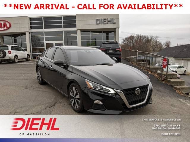 2022 Nissan Altima 2.5 SV FWD photo