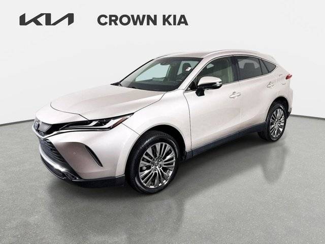 2022 Toyota Venza XLE AWD photo