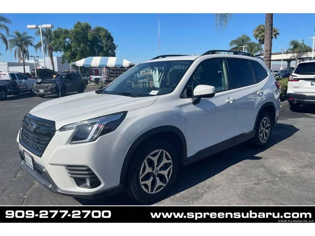 2022 Subaru Forester Premium AWD photo