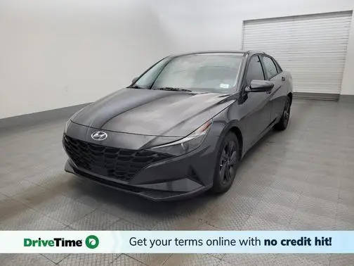 2022 Hyundai Elantra SEL FWD photo