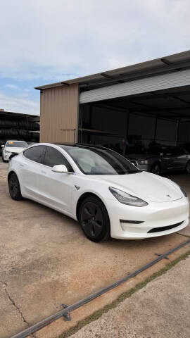 2020 Tesla Model 3 Standard Range Plus RWD photo