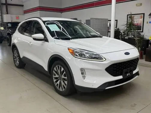 2020 Ford Escape Titanium AWD photo
