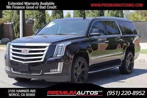 2020 Cadillac Escalade ESV Luxury RWD photo