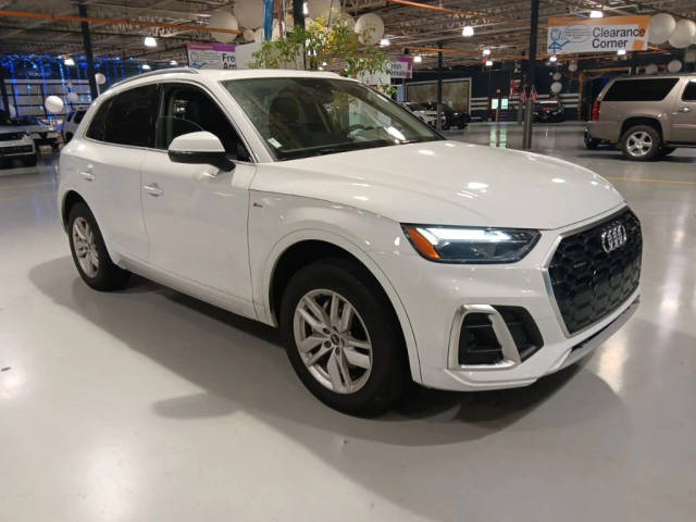 2022 Audi Q5 S line Premium AWD photo