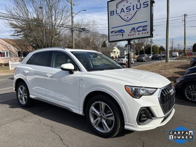 2022 Audi Q3 S line Premium AWD photo