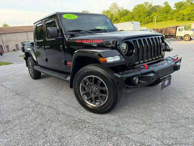 2022 Jeep Gladiator Overland 4WD photo
