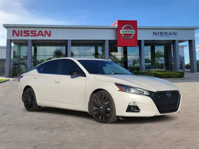 2022 Nissan Altima 2.5 SR FWD photo