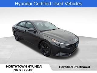 2022 Hyundai Elantra SEL FWD photo