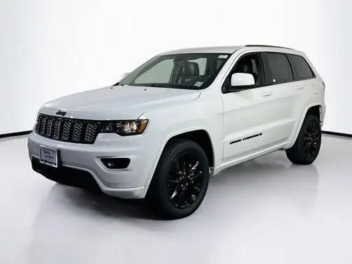 2022 Jeep Grand Cherokee Laredo X 4WD photo